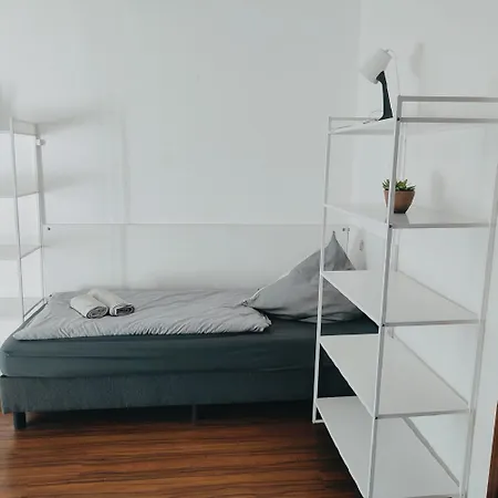 Monteurwohnung Grenze Duesseldorf Duisburg