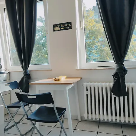 Monteurwohnung Grenze Duesseldorf * Duisbourg